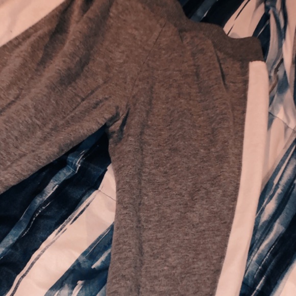 Super Comfy + Cute Aeropostale Joggers - Picture 4 of 5